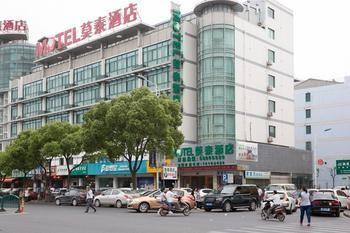 Motel 168 Shanghai Nanhui Huinan Subway Station Exterior photo